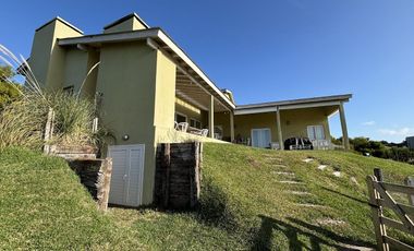 Casa en Alquiler- Ecuestre Lote 340- Costa Esmeralda - Grande capacidad - Pileta