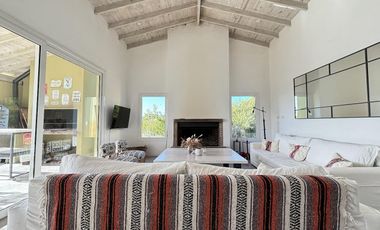 Casa en Alquiler- Ecuestre Lote 340- Costa Esmeralda - Grande capacidad - Pileta