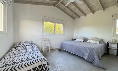 Casa en Alquiler- Ecuestre Lote 340- Costa Esmeralda - Grande capacidad - Pileta