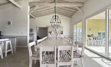 Casa en Alquiler- Ecuestre Lote 340- Costa Esmeralda - Grande capacidad - Pileta