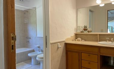 Casa Venta - Casa / Quinta, Barrio Cerrado 