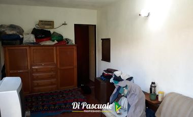 VENTA Casa 4 Ambientes con Dependencia - Moreno Sur