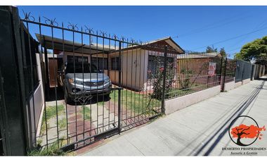 SE VENDE AMPLIA  CASA CENTRAL CALLE RODRIGUEZ