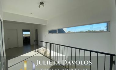 Casa en Venta/Alquiler 5 ambientes  Puertos del lago  Barrio Araucarias