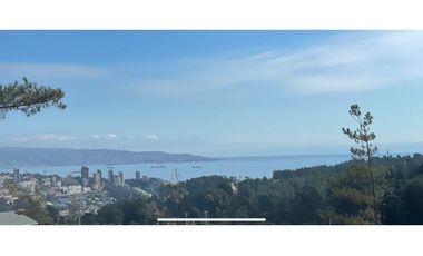 Terreno con gran vista al mar en Condominio
