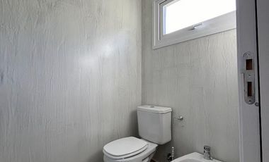 Casa en Venta - Barrio Ecuestre Lote 156 de Costa Esmeralda - Frente a la cancha de Polo