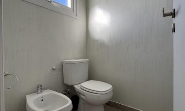 Casa en Venta - Barrio Ecuestre Lote 156 de Costa Esmeralda - Frente a la cancha de Polo