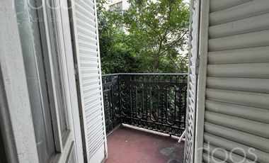 Departamento en Recoleta frente balcon