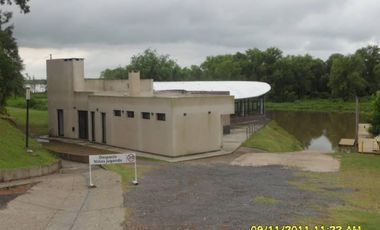 vendo lote con bajada nautica en Barrio privado permuto