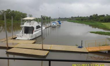 vendo lote con bajada nautica en Barrio privado permuto