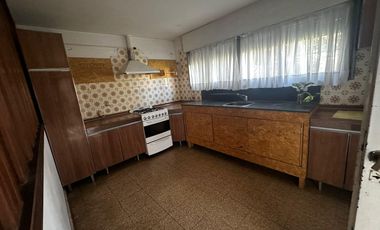 Tejeda - 1 Planta - USO COMERCIAL - 3 Dorm - 800m2