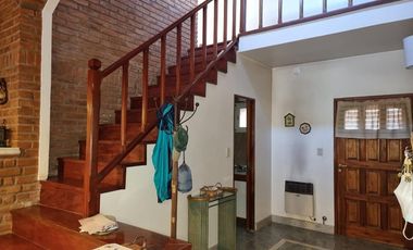 Casa 3 Dormitorios Funes