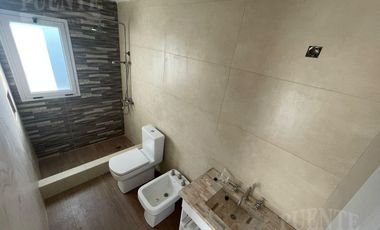 Casa - El Rebenque - Canning - Esteban Echeverria - Barrio cerrado -