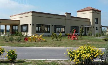 Casa - El Rebenque - Canning - Esteban Echeverria - Barrio cerrado -