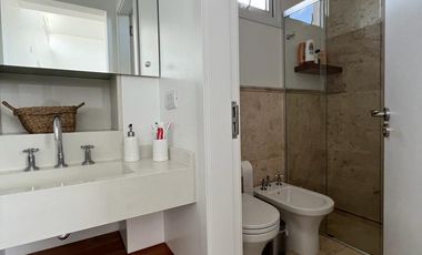 Casa 5 ambientes totalmente amoblada en venta - Hudson Park