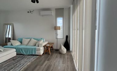 Casa 5 ambientes totalmente amoblada en venta - Hudson Park