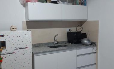 Casa en venta - 3 dormitorios 2 baños - jardin y patio - 182mts2 - Monte Grande
