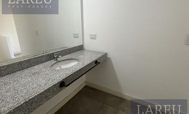 Departamento en  Venta con renta, en Bosque Alto