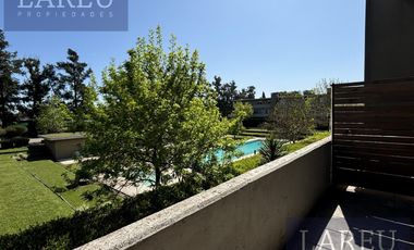 Departamento en  Venta con renta, en Bosque Alto