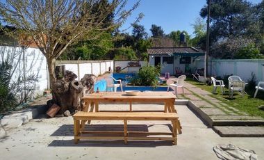 Casa en venta - 5 Dormitorios 3 Baños - Cocheras - 500Mts2 - Longchamps