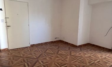 Departamento en Venta de 2 ambientes - Flores