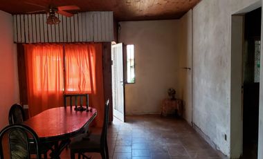 Casa en venta - 2 Dormitorios 1 Baño - Cochera - 214Mts2 - Berisso