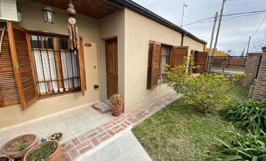 Casa - Sarmiento (Lujan)