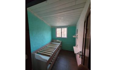 Casa quinta en Barrio Montemar - Calle Los tordos al 300