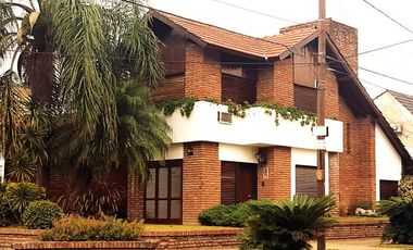Casa - Castelar Norte