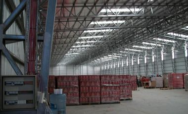 Depósito Nave  Industrial en Alquiler 8800 m2 en Parque Industrial Campana