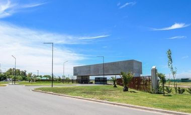 Venta terreno barrio cerrado vida club de campo Funes