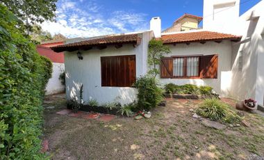 Casa en venta - 3 Dormitorios 3 Baños - Cochera - 225Mts2 - San Clemente del Tuyú