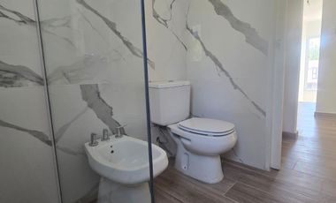 Venta de Duplex en Rincon del Valle, Centenario