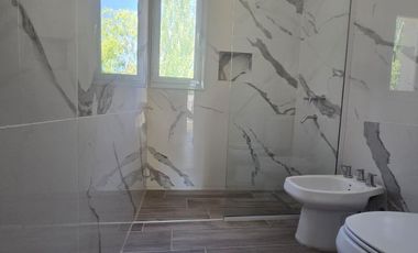 Venta de Duplex en Rincon del Valle, Centenario