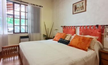 Casa 5 ambientes, patio, terraza, cochera, proxima a estación Florida-Mitre- En Venta.