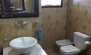 Casa en venta - 4 Dormitorios 4 Baños - Cochera - 540Mts2 - Villa Morra I, Pilar