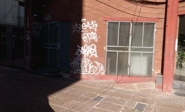 LOCAL EN VENTA MORON NORTE - A 3 CUADRAS DE LA ESTACIÓN!!