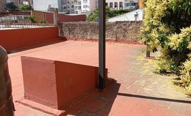 Vendo Local en planta baja y casa en planta alta zona tribunales