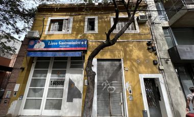 Vendo Local en planta baja y casa en planta alta zona tribunales