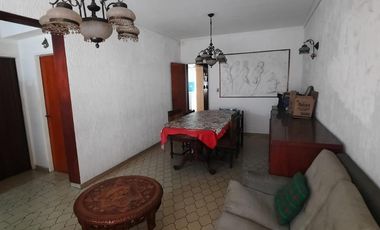 VENTA DE CASA 4 AMBIENTES