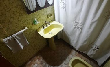 VENTA DE CASA 4 AMBIENTES
