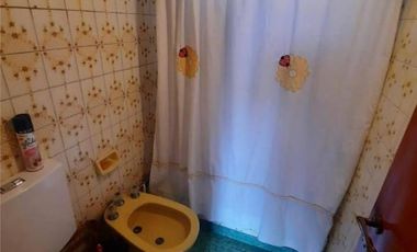 VENTA DE CASA 4 AMBIENTES