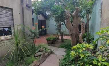 VENTA DE CASA 4 AMBIENTES