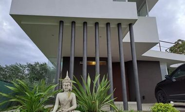 Casa en venta - 3 Dormitorios 3 Baños - 600Mts2 - Berisso
