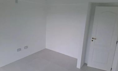 Casa en venta - 3 Dormitorios 3 Baños - 600Mts2 - Berisso