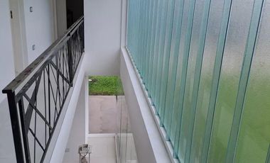 Casa en venta - 3 Dormitorios 3 Baños - 600Mts2 - Berisso
