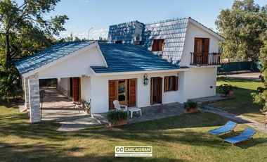 Casa en venta Funes - 3 Dormitorios