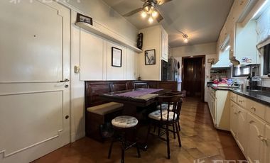 Venta de Departamento 4 ambientes con cochera y baulera en Quilmes