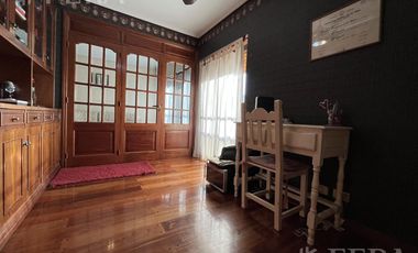 Venta de Departamento 4 ambientes con cochera y baulera en Quilmes