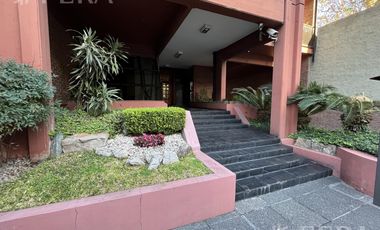 Venta de Departamento 4 ambientes con cochera y baulera en Quilmes